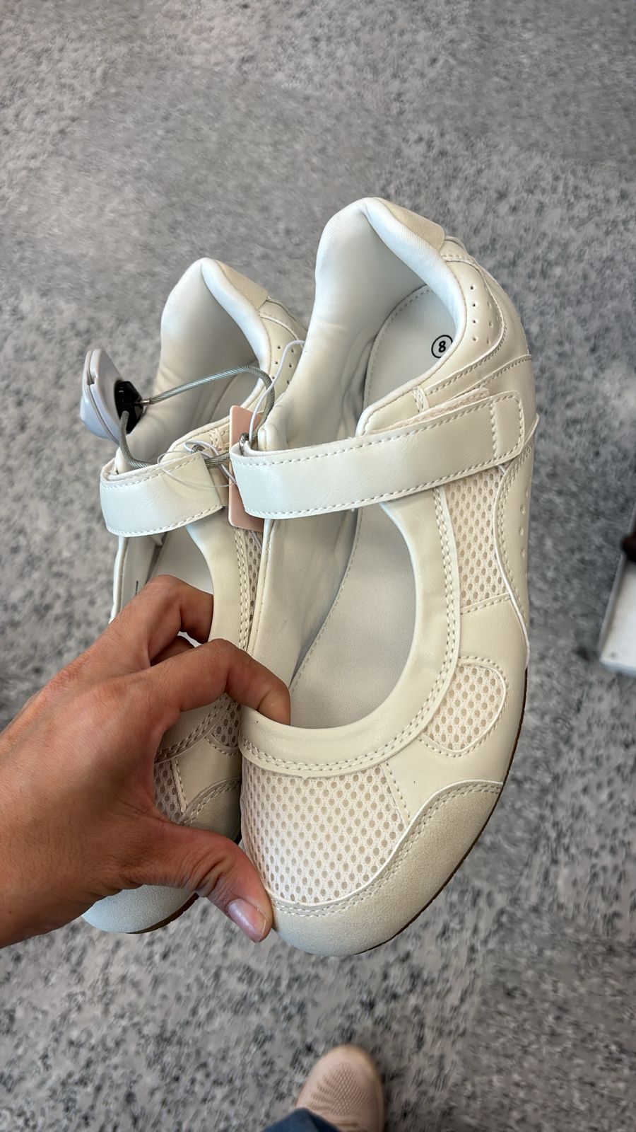 Sneakers estilo Mary Jane